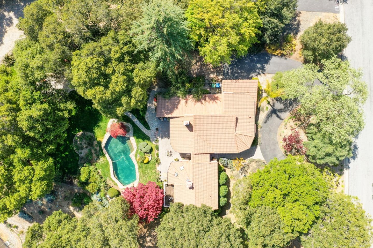 18260 Lakeview Ct Los Gatos, CA 95033