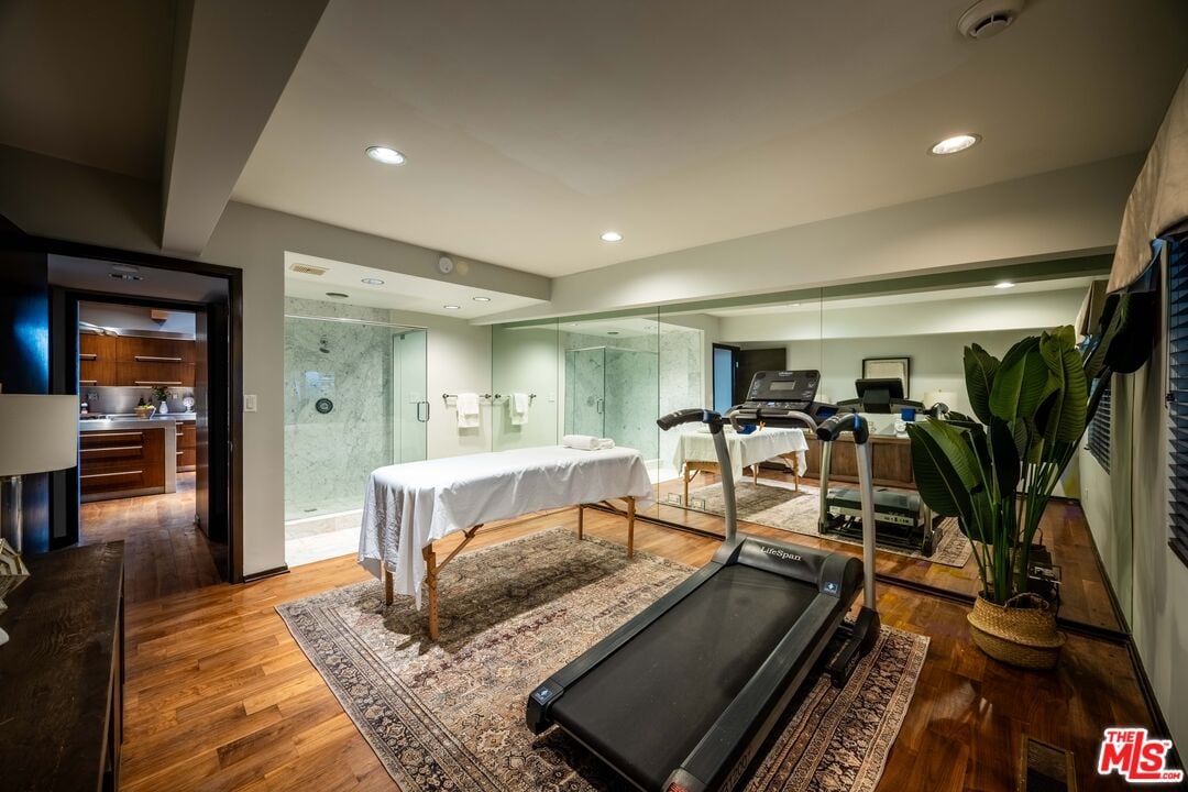 Orion Crest, Devlin Dr, 90069