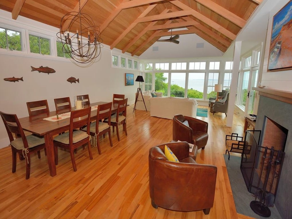 39 Naushon Rd