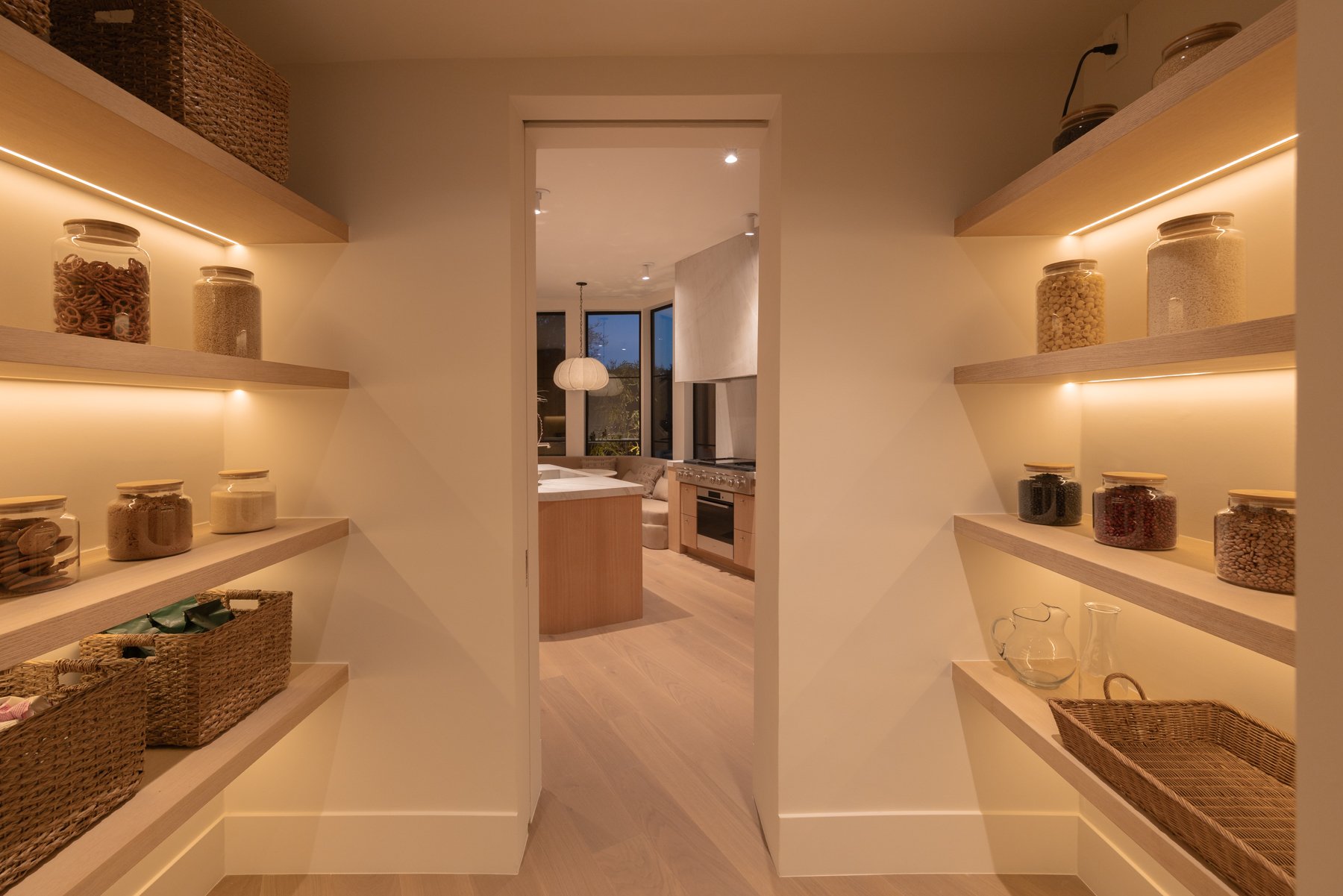 1122 La Altura Rd, Beverly Hills