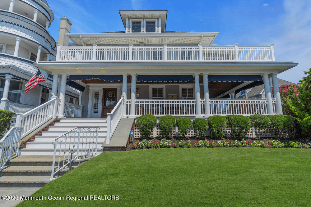 18 Sylvania Ave, Avon by the Sea