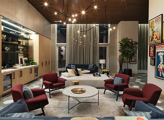 252 South Street Unit: 8J