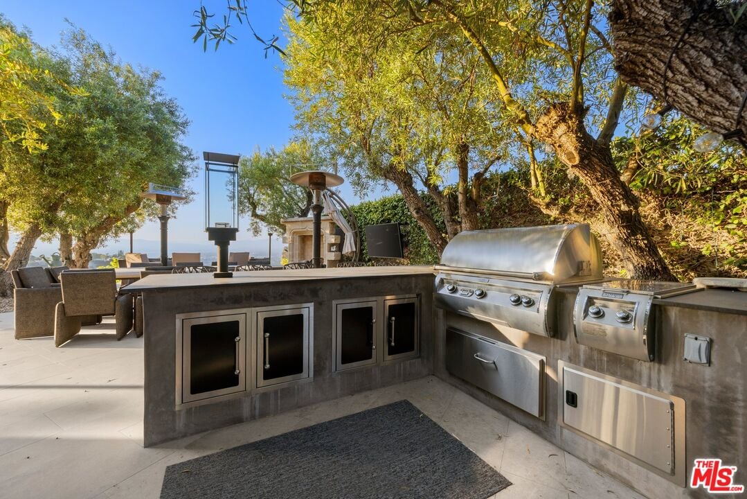 Stone Ridge Ln, 90077