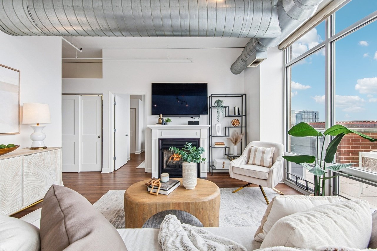 111 S Morgan St #904