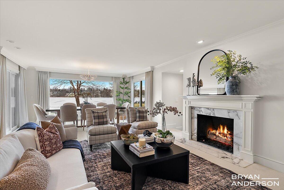  3150 Manhattan Ln SE