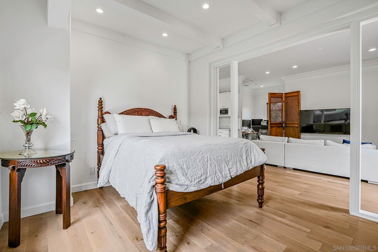 15823 The River Trail