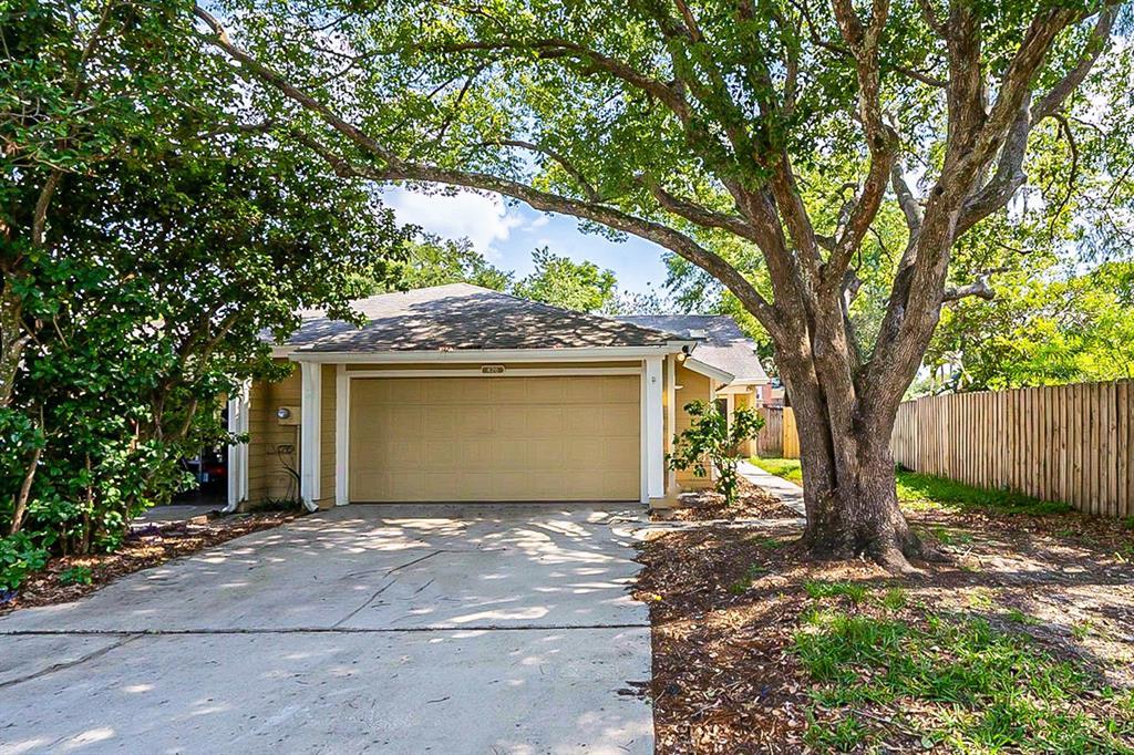 426 Poplar Ct