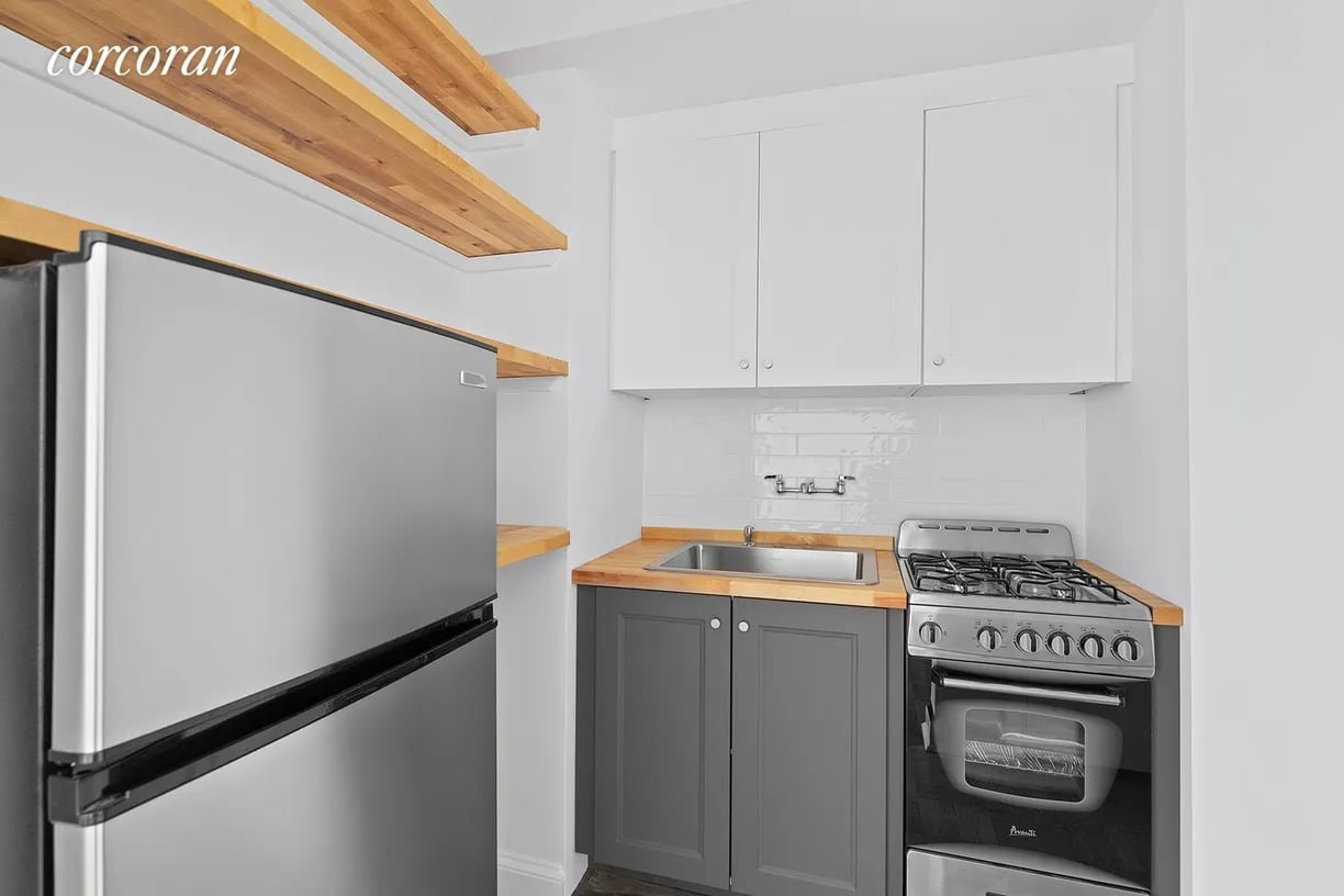 140 E 40th St Apt 5E