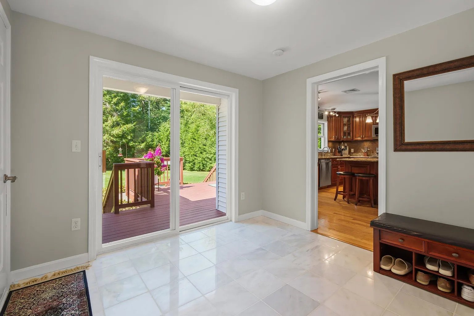 2 Brookside Ln