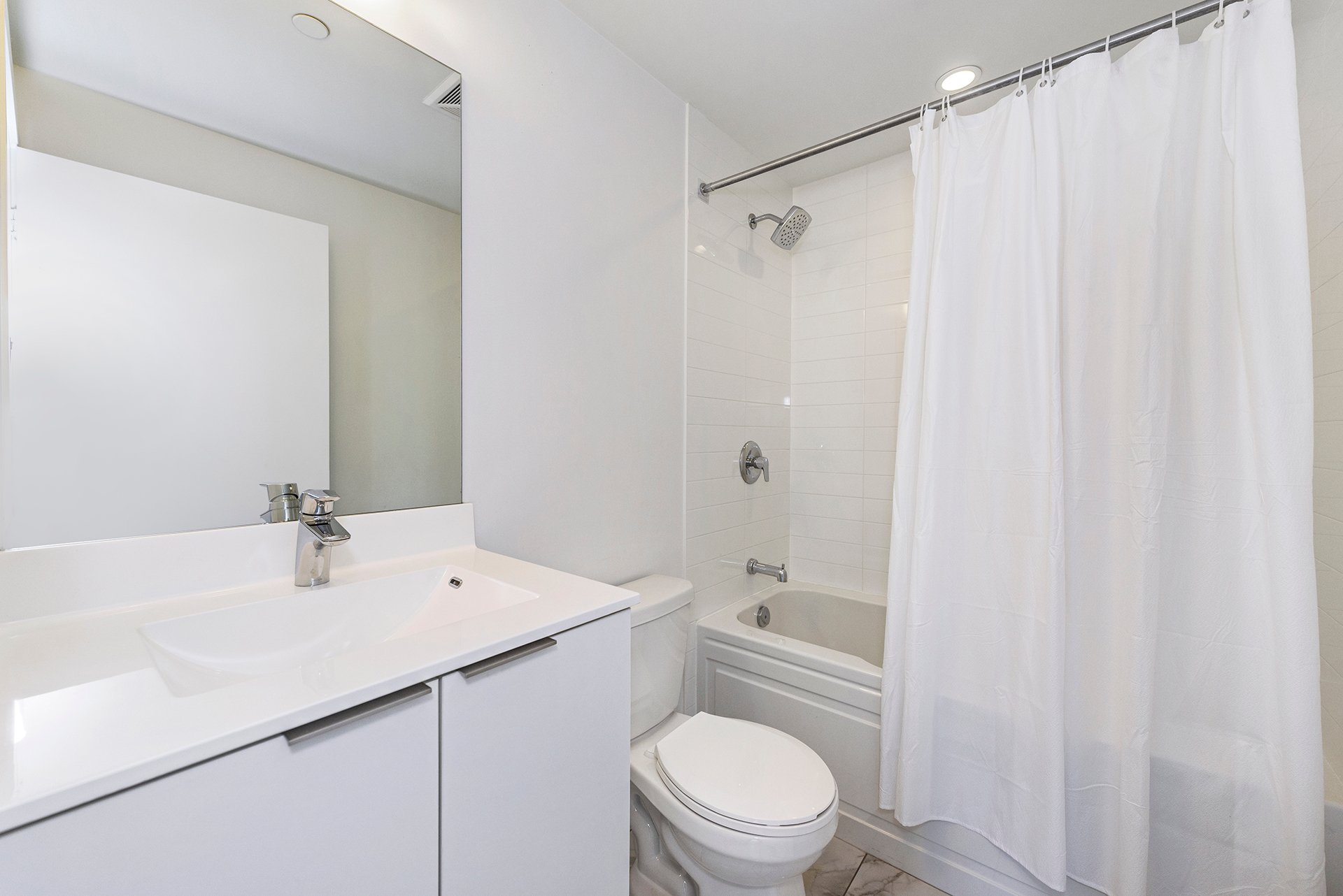 30 Shore Breeze Drive Unit: 5708