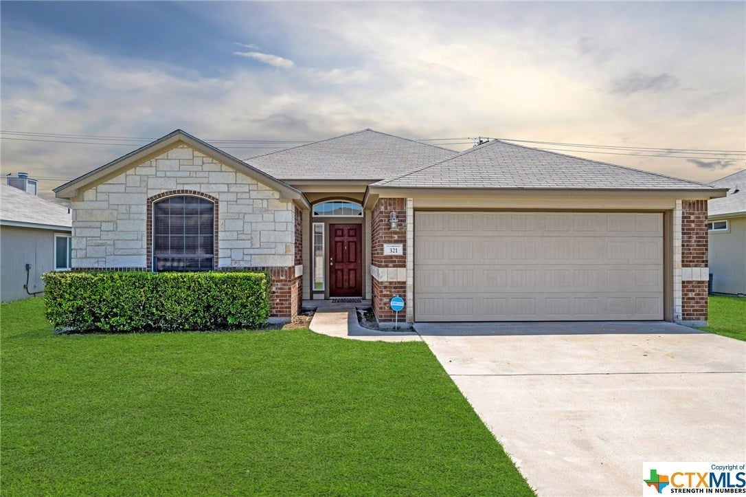 321 Emerald Ridge Dr