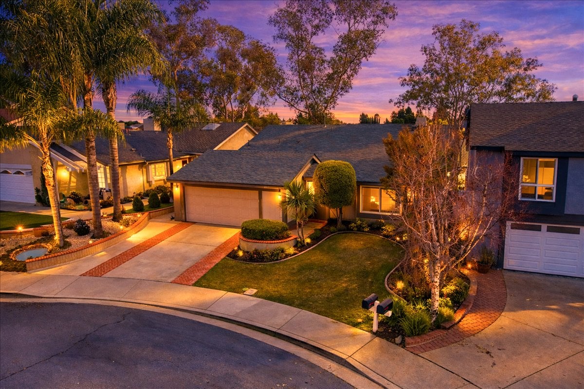 23956 Copenhagen St, Mission Viejo, CA 92691