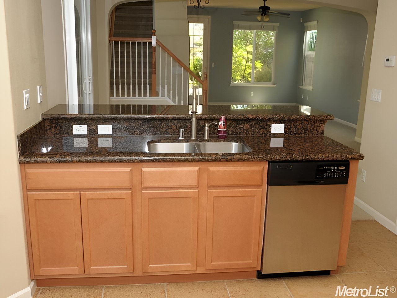 2122 Smokestack Way Sacramento, Ca 95833 -Sold- Rep. Buyer