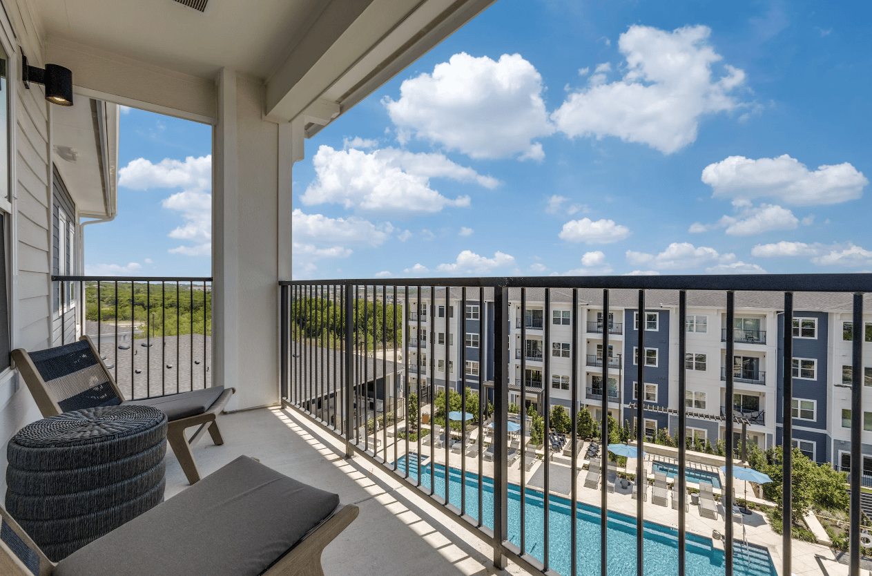 NO RENT until April 2026! 