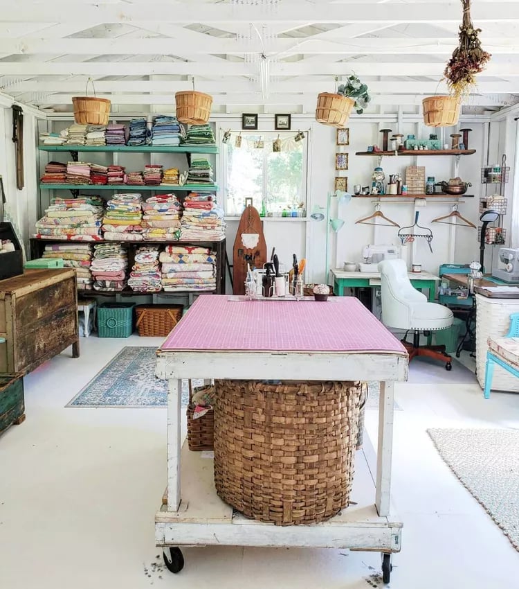 The She Shed: The Ultimate Backyard Retreat
