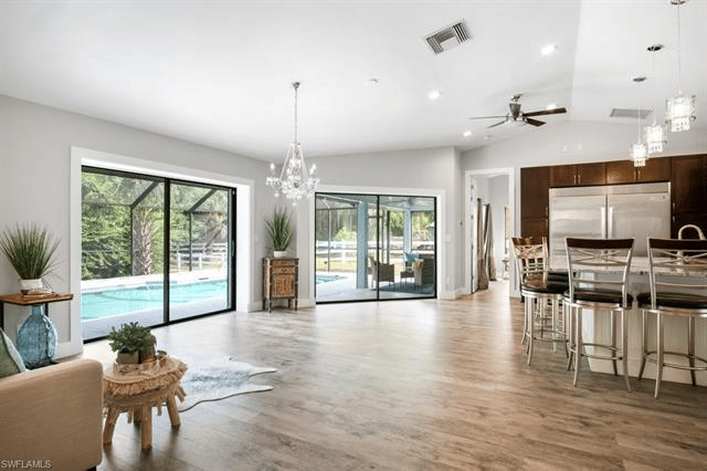 77 Heritage Way