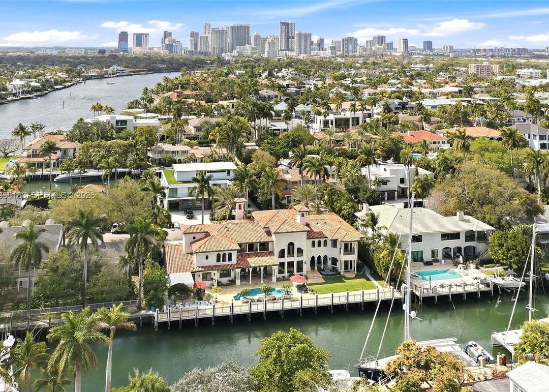 628 Coral Way