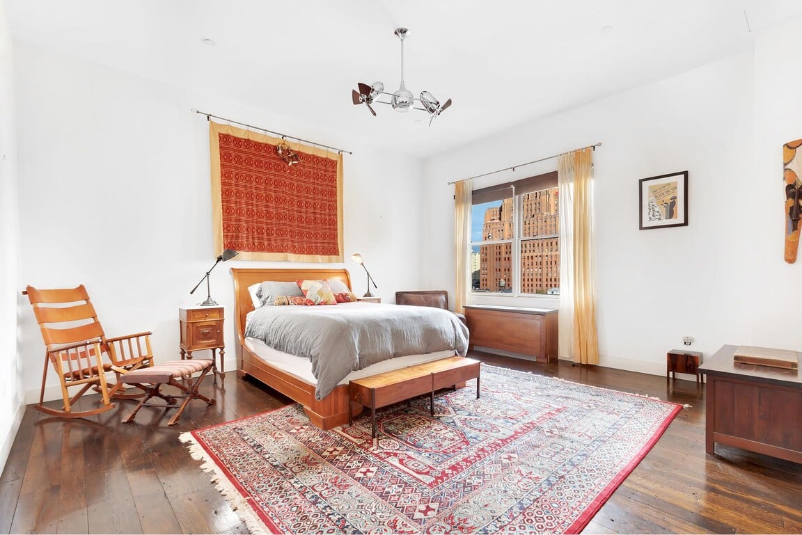 38 Warren Street #9C