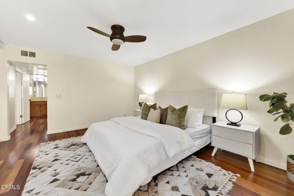 1127 E Del Mar Blvd, #116