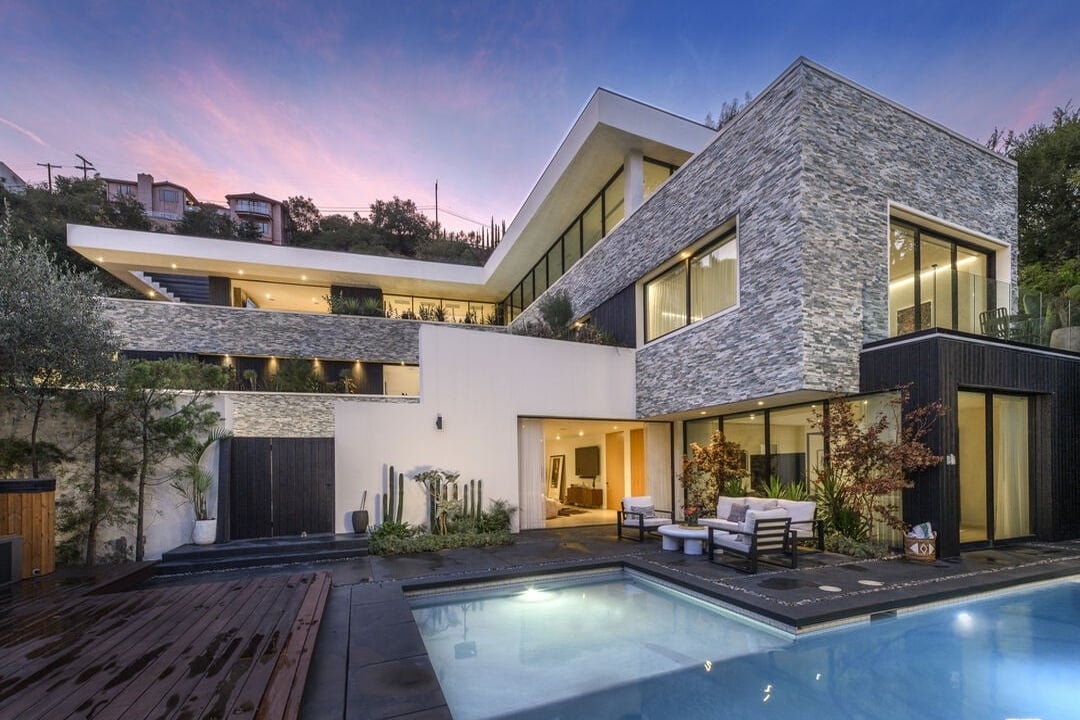 Pinnacle Manor, Willow Glen Rd, 90046