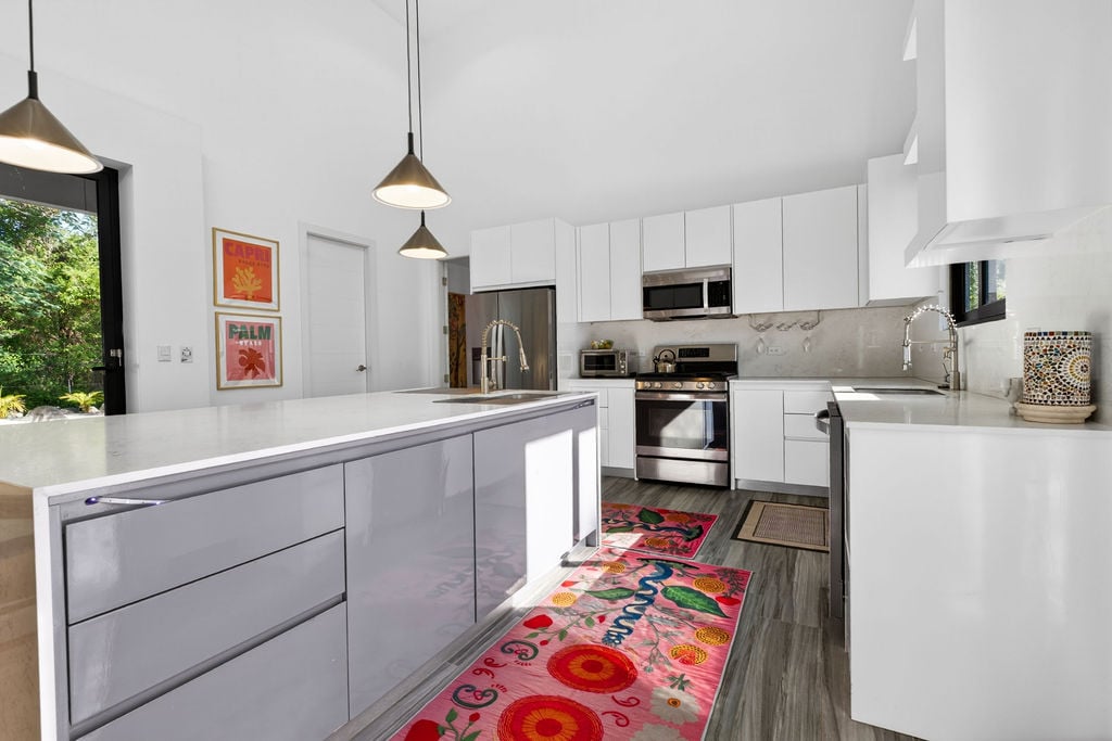 Casa Avalon |  New 4-Bedroom Home on 1.48-Acre Lot – Build 2 More Structures, Just Minutes from the Beach! 