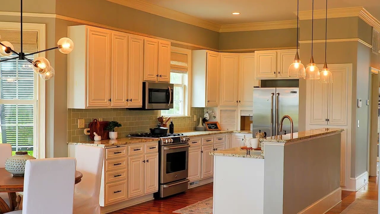 21 Lowndes Pointe Dr