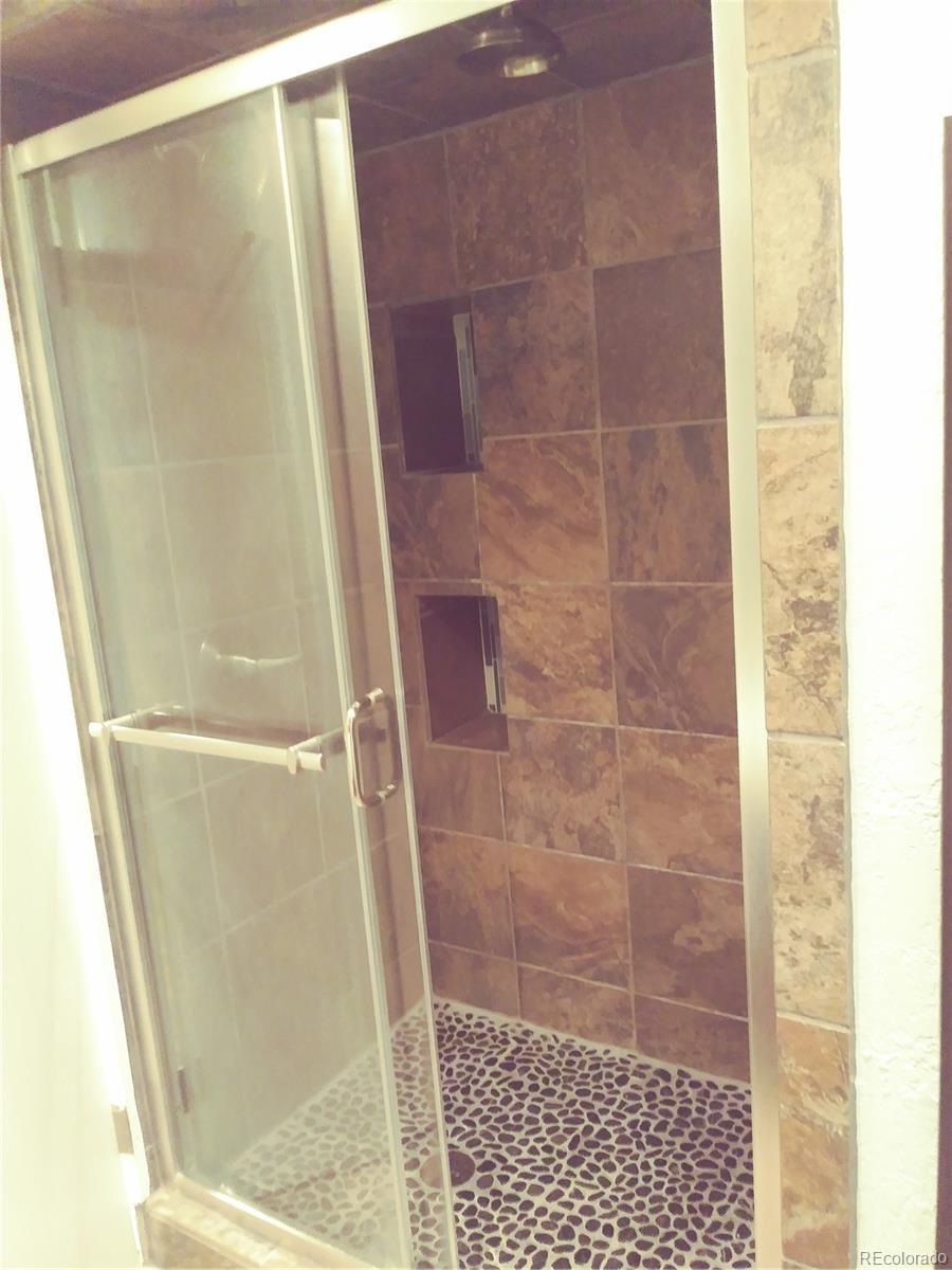 5525 Hiawatha Trl