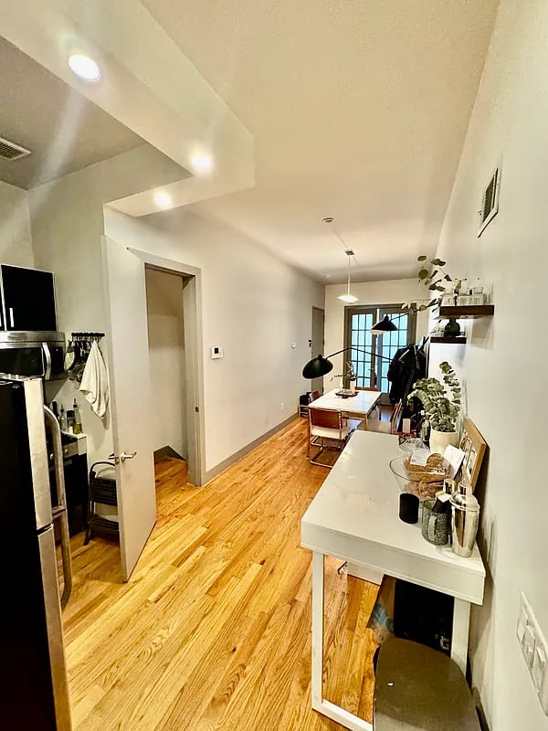 76 George St 1R