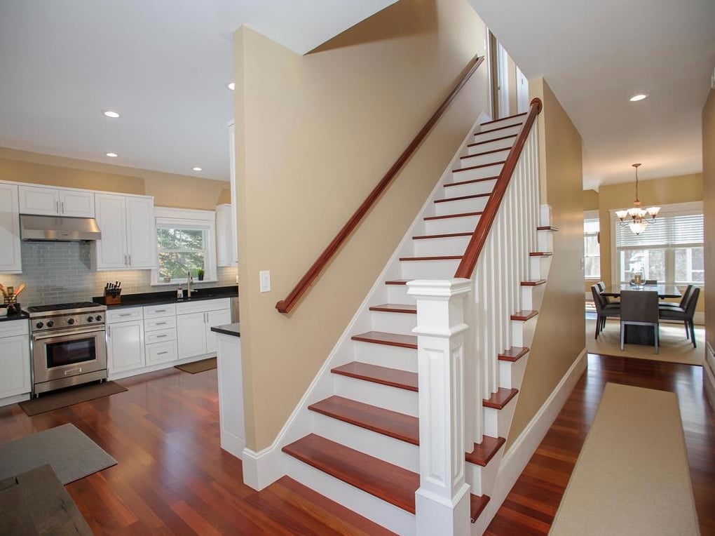 225 Great Plains Rd