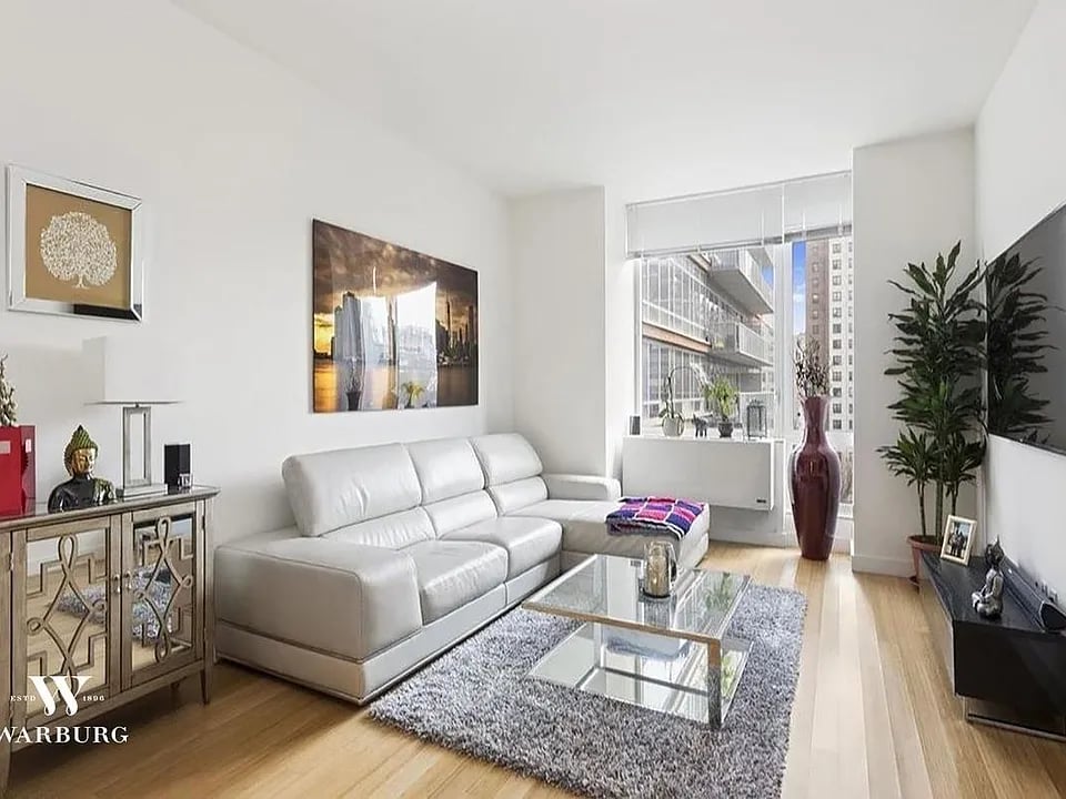 450 West 17th Street 1115