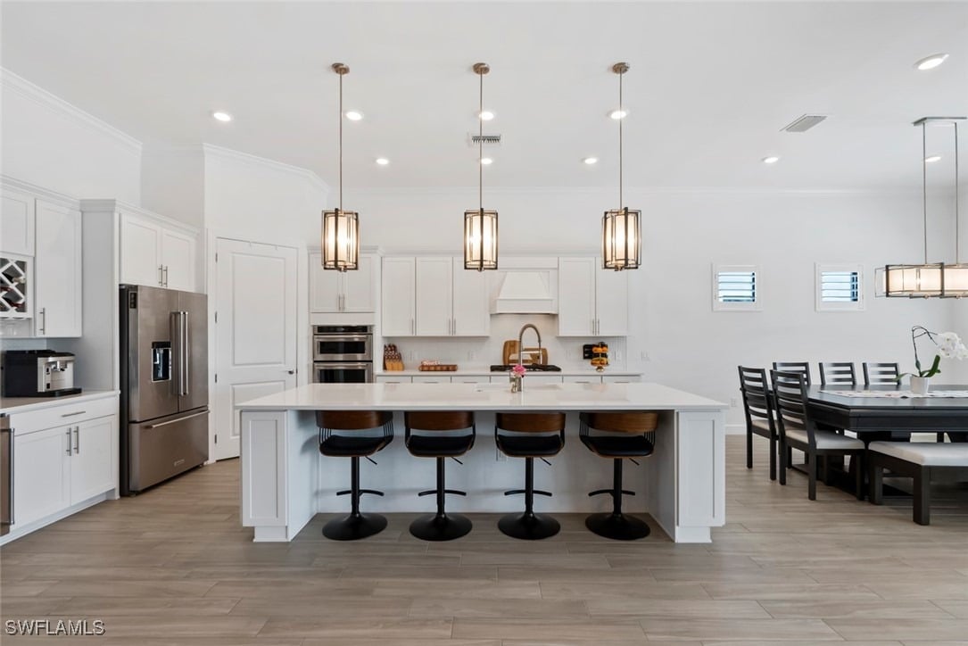 19129 Aqua Shore Dr
