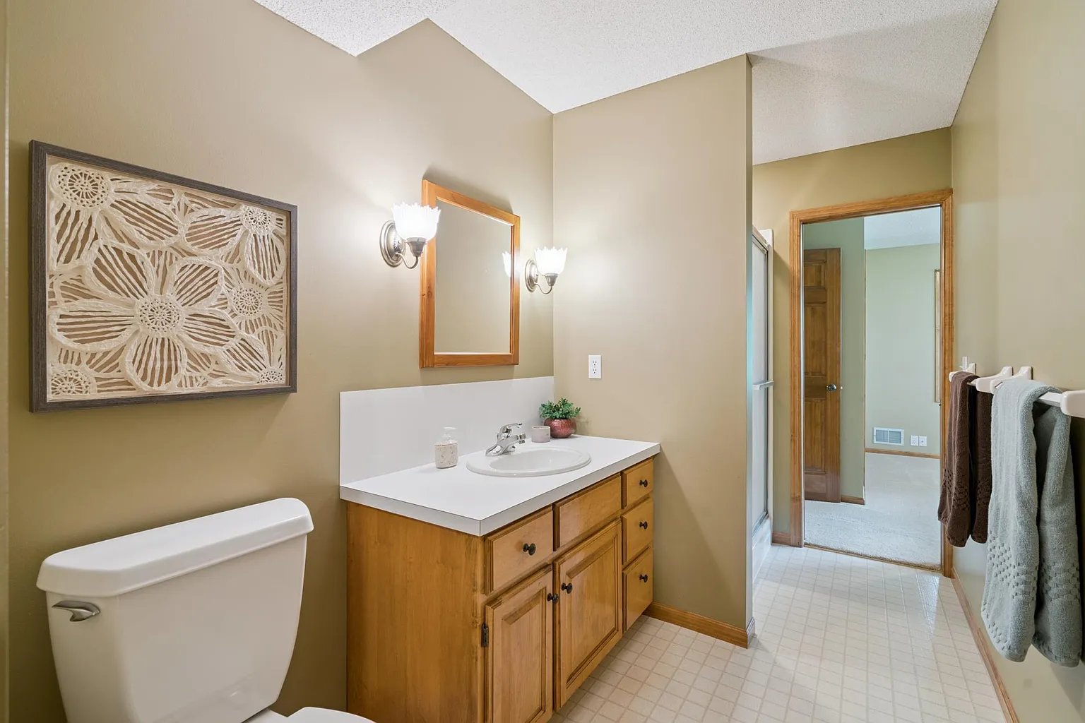 Walkout Townhouse with Main Floor Living, Nature Views