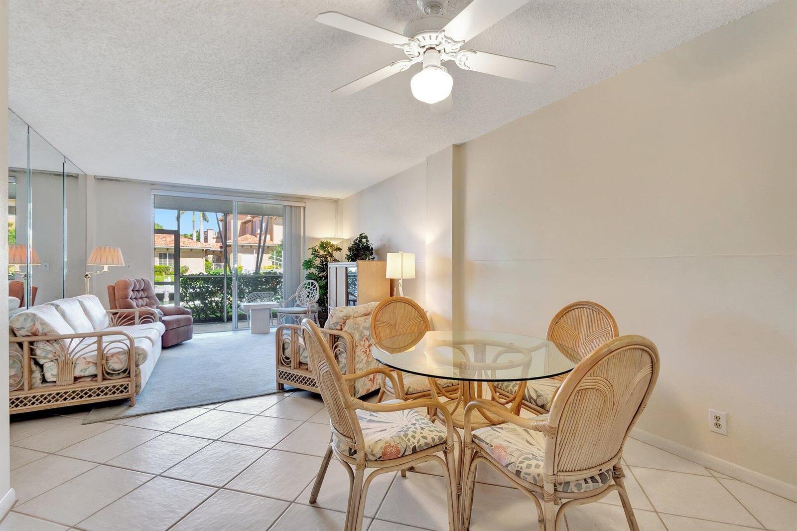 105 Paradise Harbour Boulevard #109
