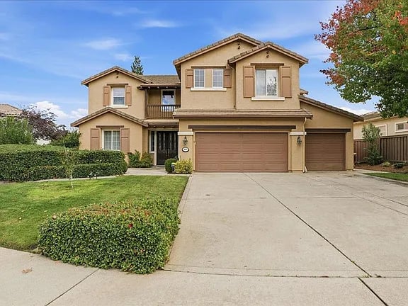 860 Fieldstone Ct
