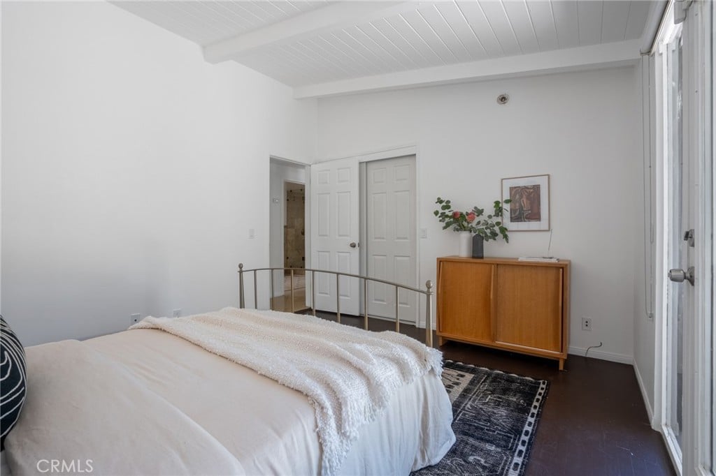 2423 S Buenos Aires Dr