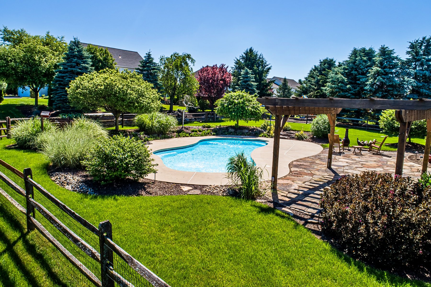 2237 Apple Road