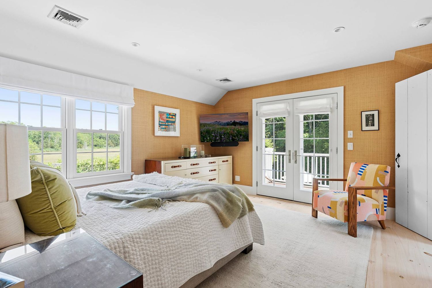 Modernized Vintage Cottage with Knockout Backyard, Moments to Village Main