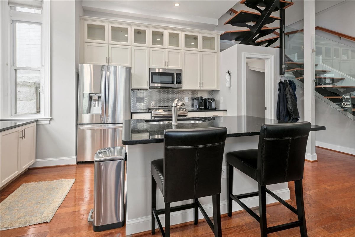 2019 19th St NW #2