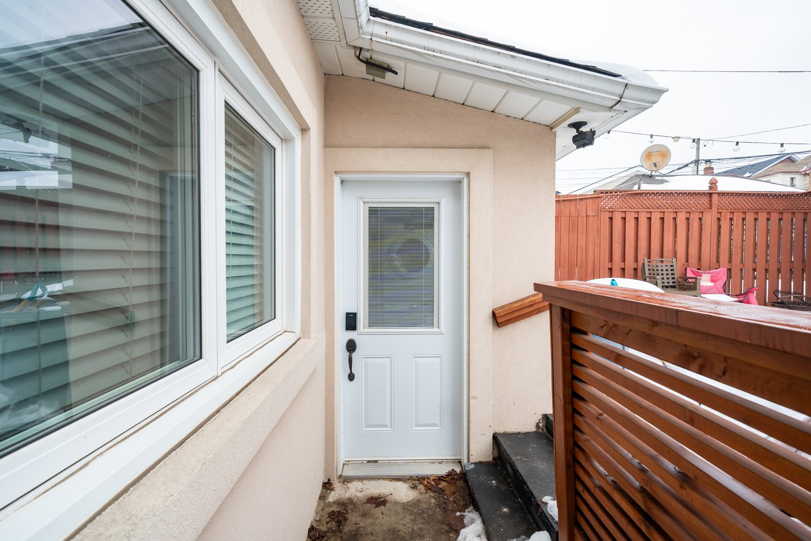 135 Sellers Ave 