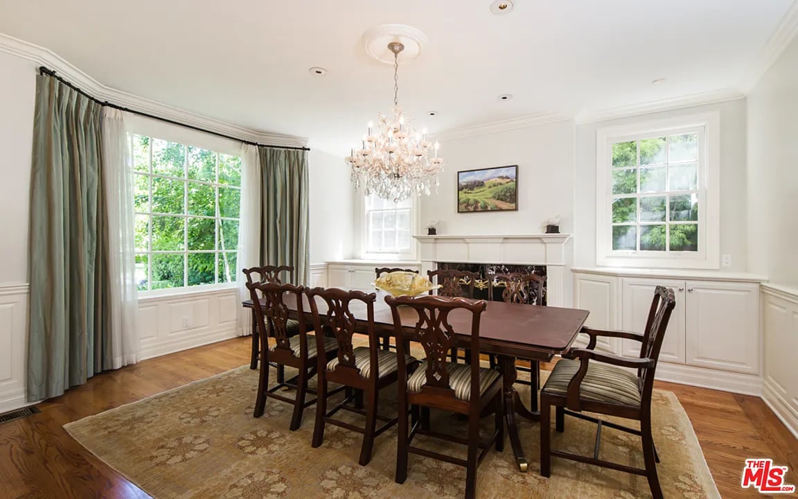 579 Toyopa Dr