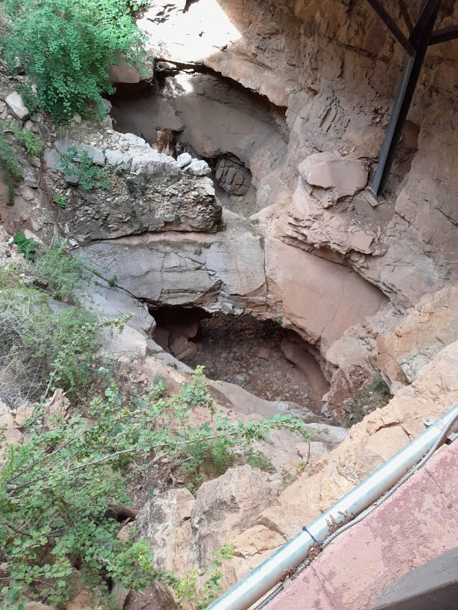 Exploring Cave of the Winds: Colorado’s Underground Adventure