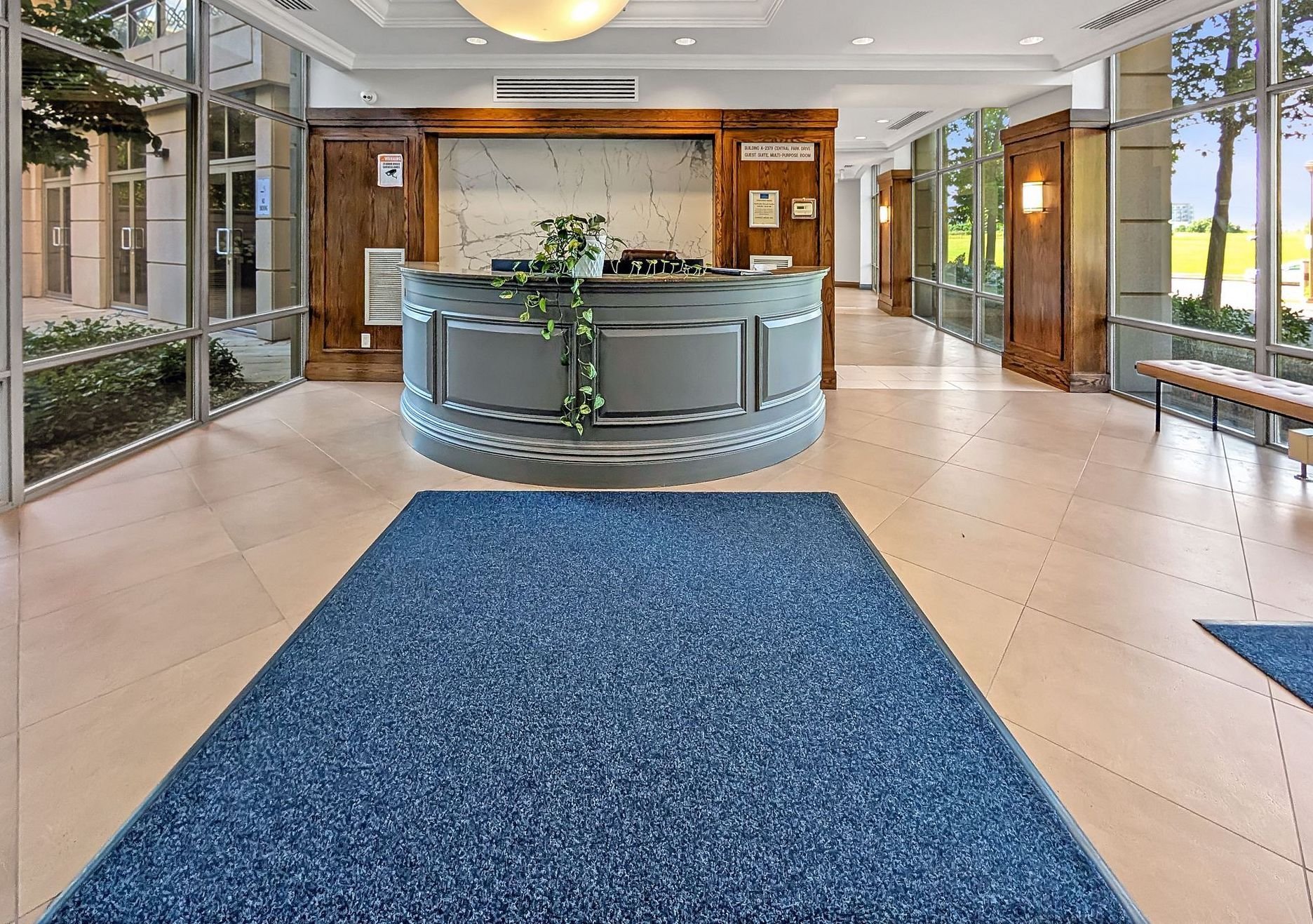 Bright and Spacious Corner Unit