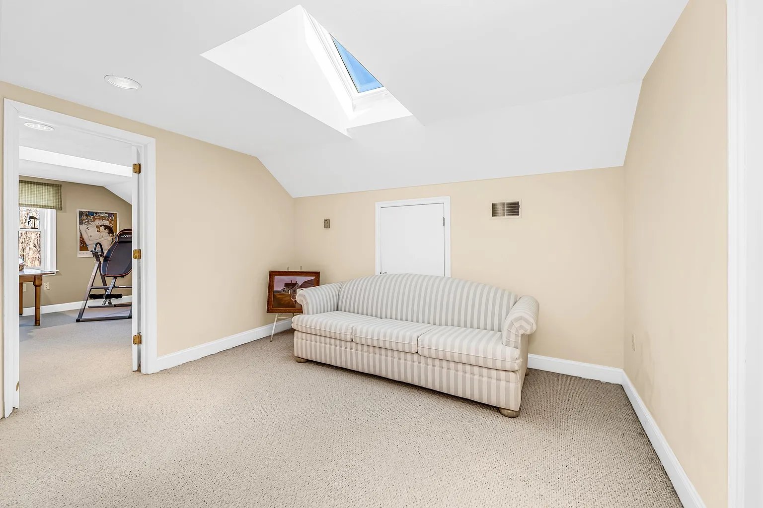 5 Squamscott Cir