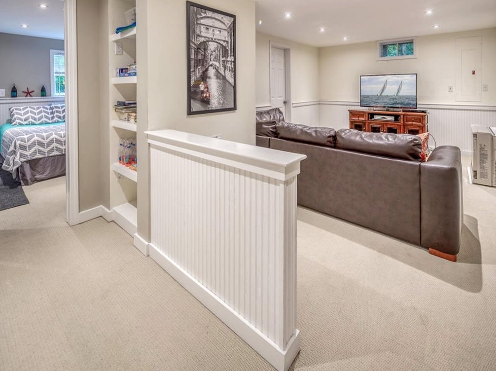 62 Windsor Dr