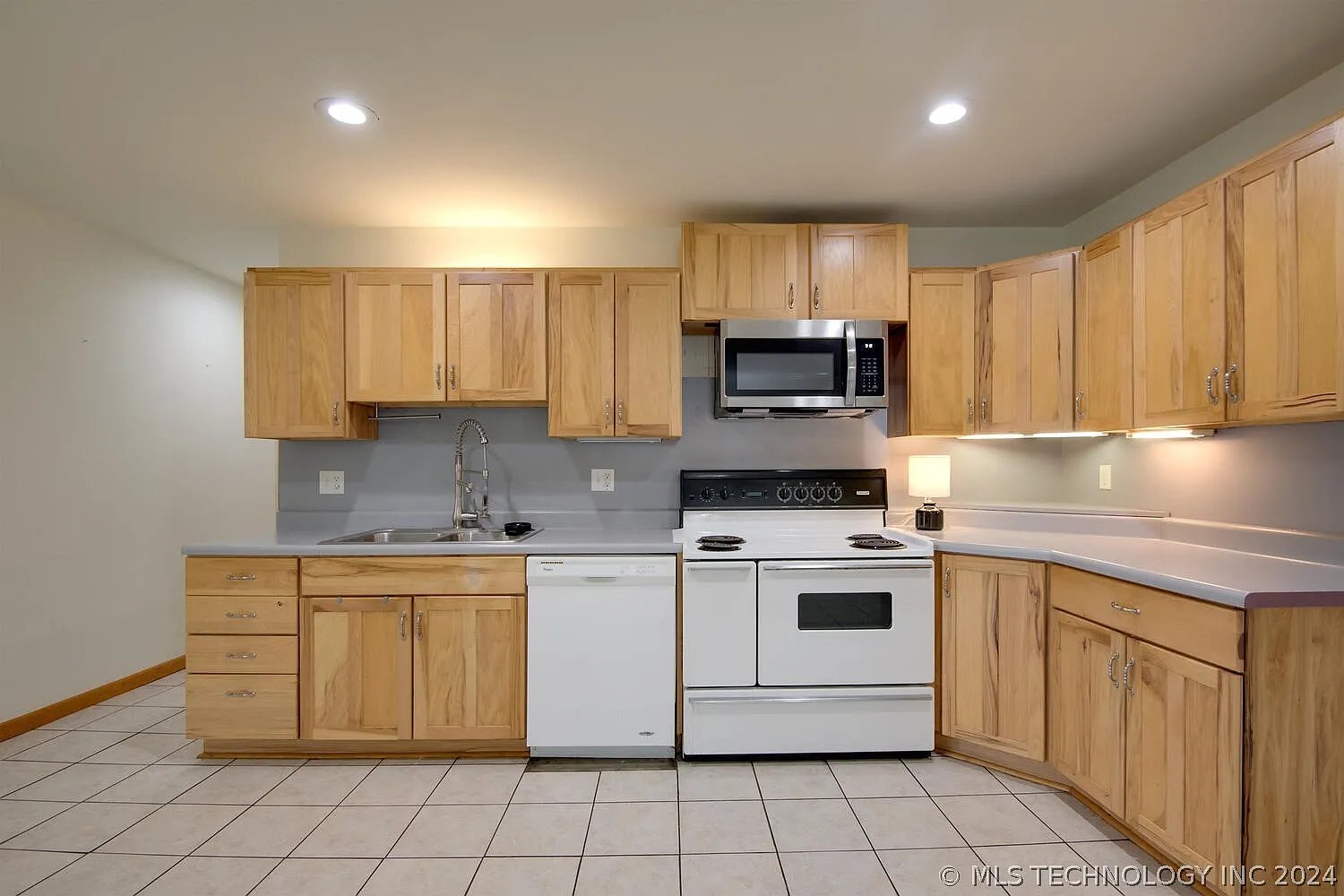 6995 E 576 Rd