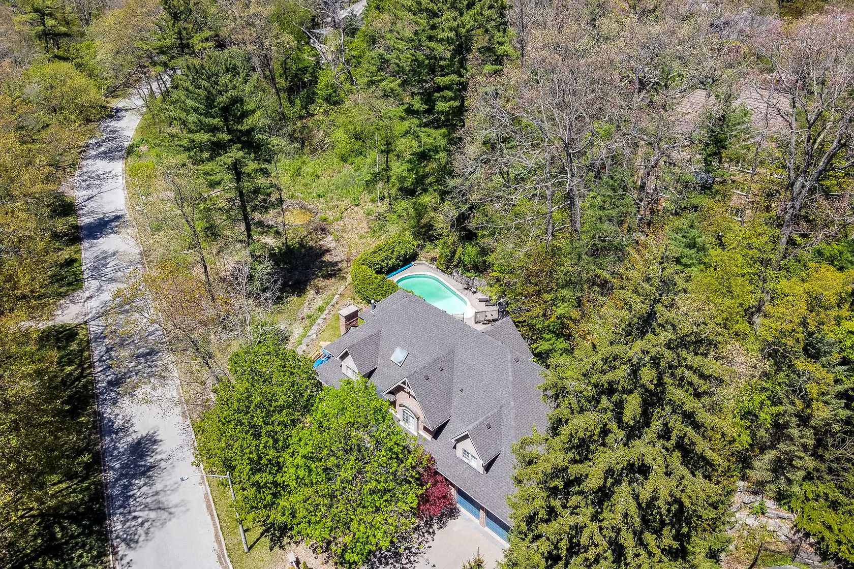 2045 Heartwood Crt