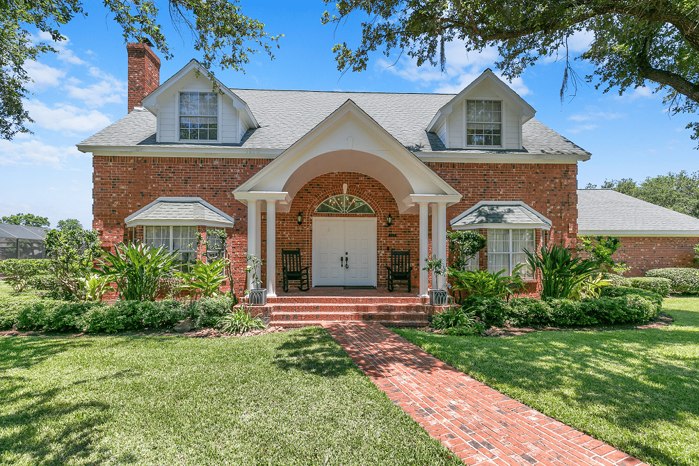 Top Mistakes to Avoid When Buying a Home