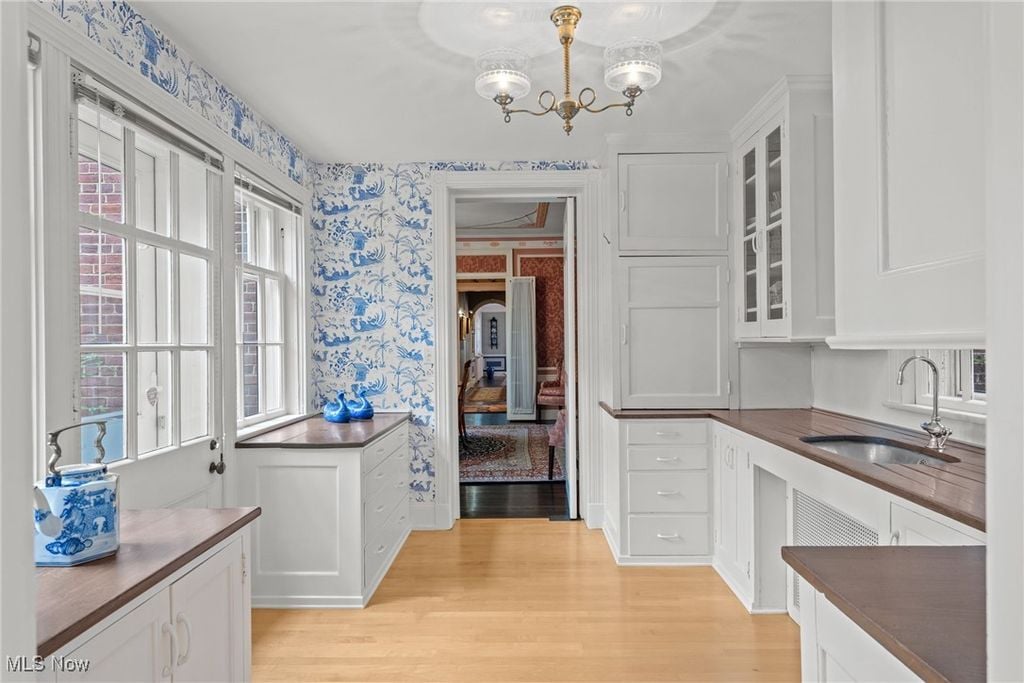 19200 S Woodland Rd