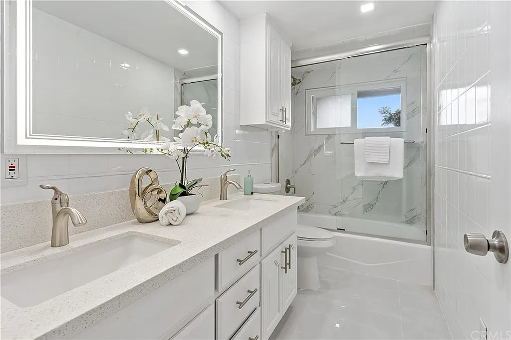 13902 Whiterock Dr