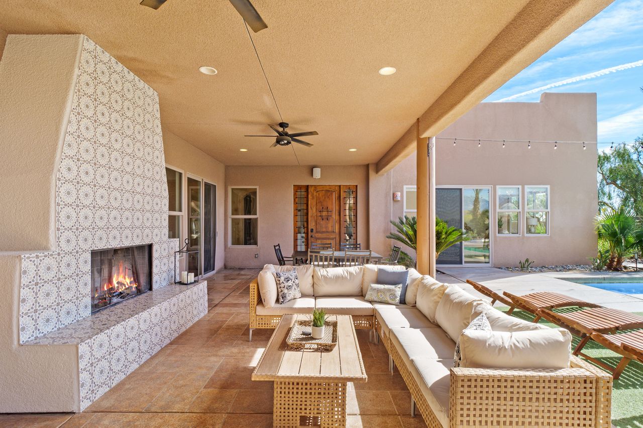 Desert Mountain View Escape